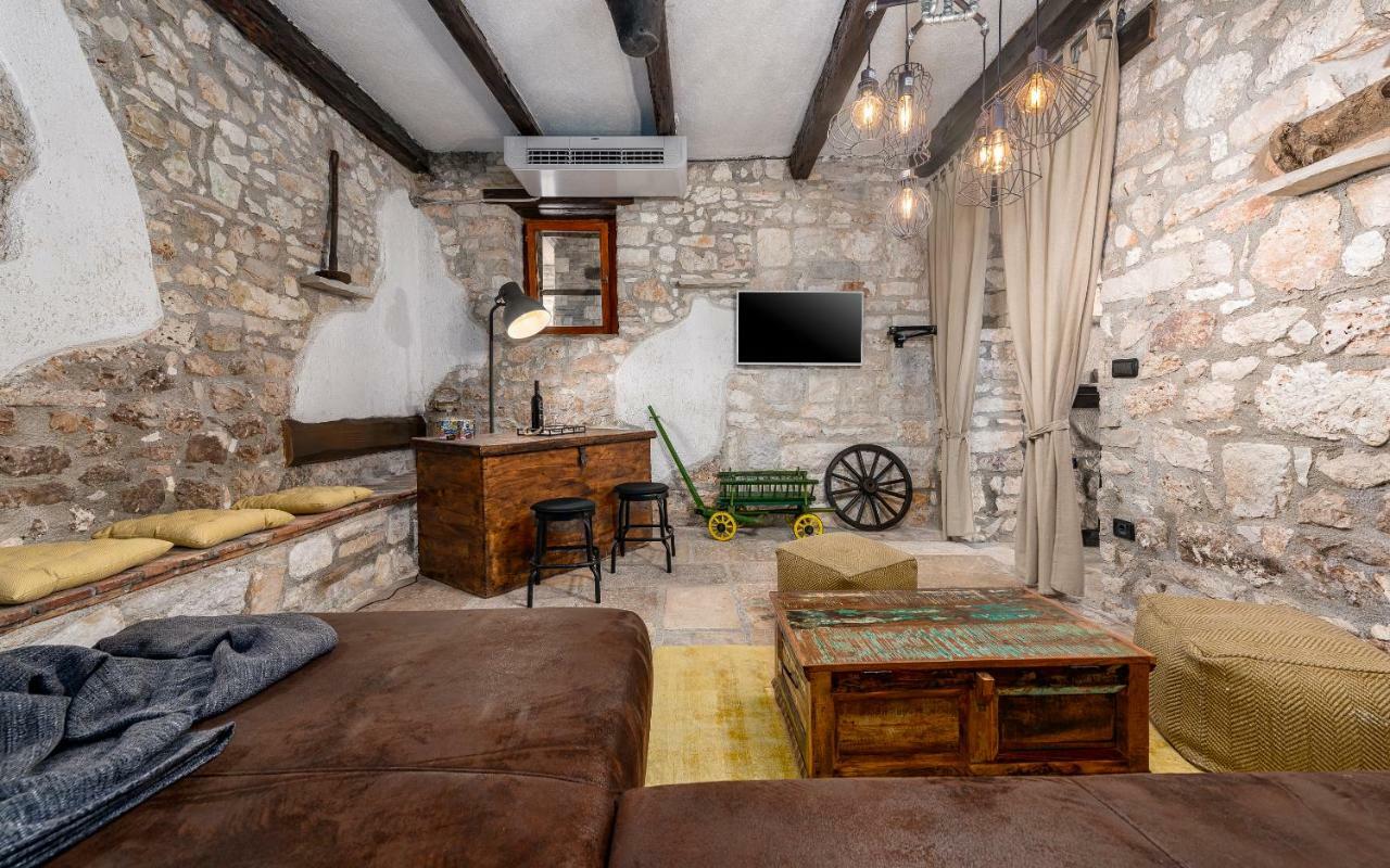 Вилла Casa Di Roccia Marcana Экстерьер фото